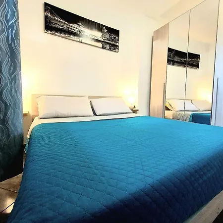 Cozy-suite Apartamento Novara